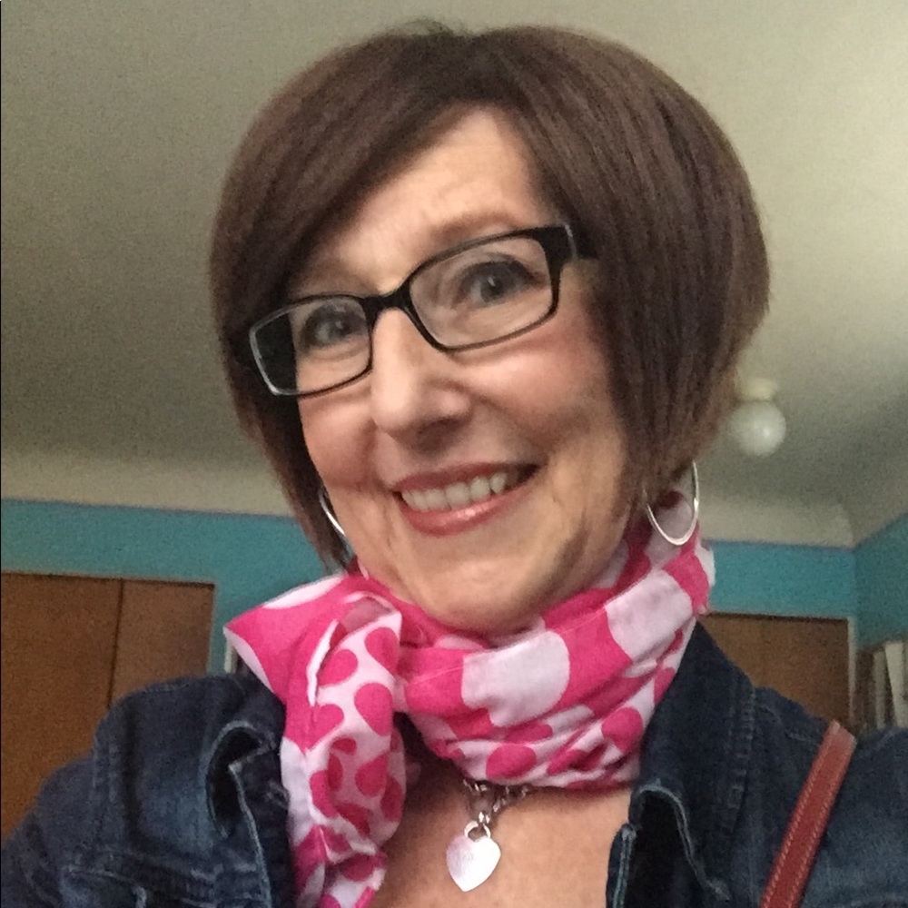 Meet your Posher, Tina